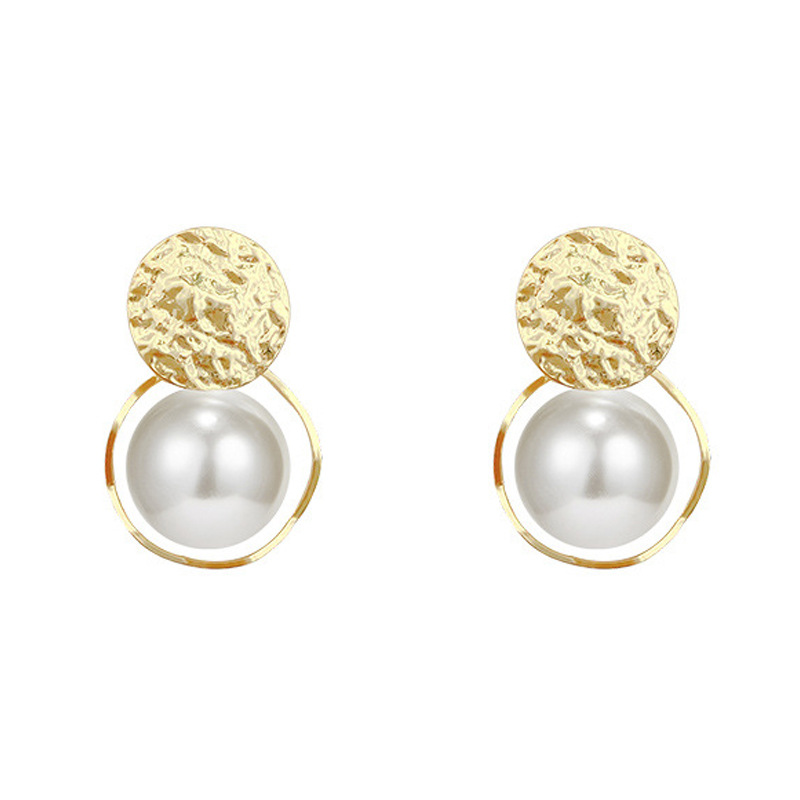 S925 Silver Needle, with a unique and niche design, pearl earrings, a trendy and trendy earpiece for women in 2023 Item Picture