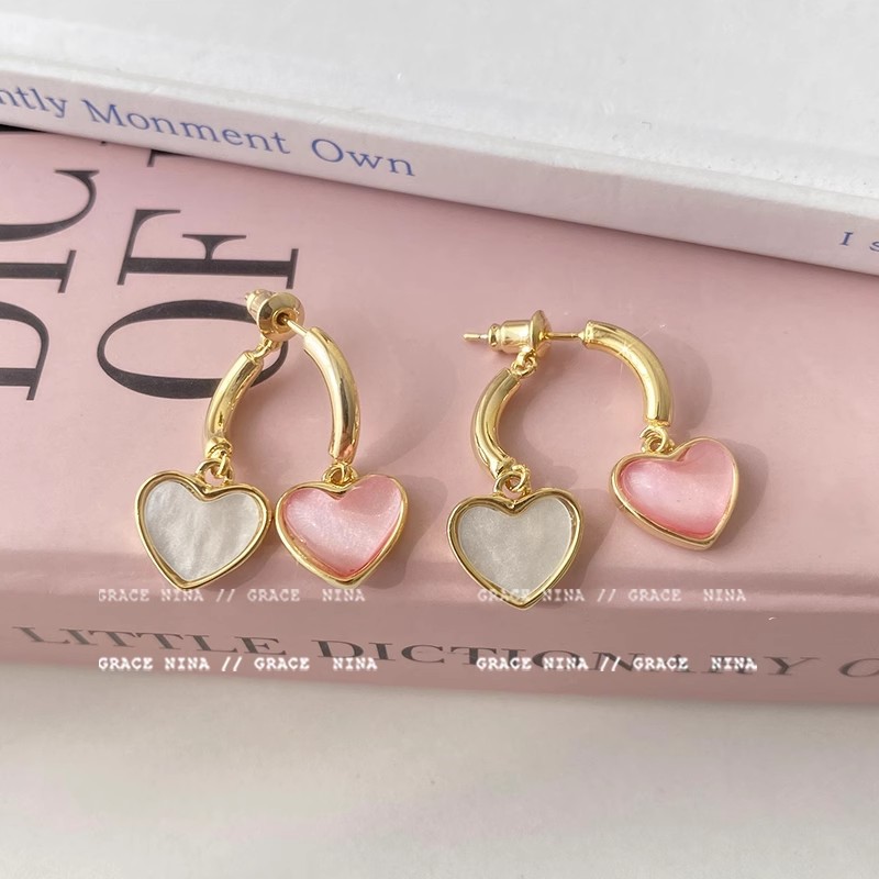 French retro fashion style, glazed heart-shaped stud earrings, women's light luxury, niche high-end feel earrings, simple and versatile earrings details Picture