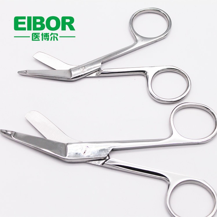 The 2024 new 9cm and 11cm gauze scissors, bandage scissors, and children's plaster scissors are in stock and available at Yiboer Application Scenario