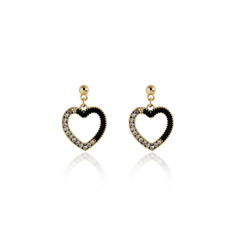 S925 Silver Needle Korean retro hollowed-out dark style heart-shaped U-shaped ear clips, heart-shaped oil-dropping spiral earrings without ear holes full figure
