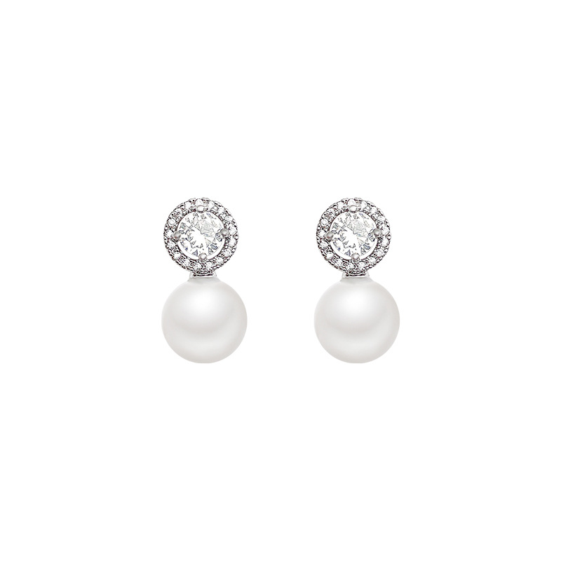 Light luxury and simple pearl stud earrings, a new bestseller for women in 2025, with a niche design sense, high-end retro earrings, and trendy and elegant earrings Item Picture