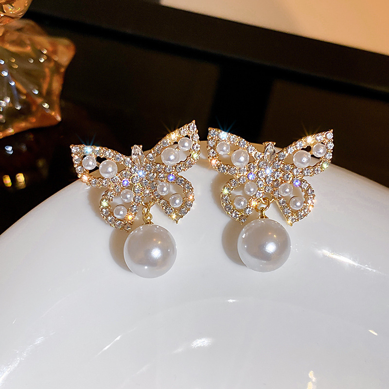 S925 Silver needle, Korean Dongdaemun diamond Pearl Butterfly Earrings, super ethereal design sense, women's earrings full figure