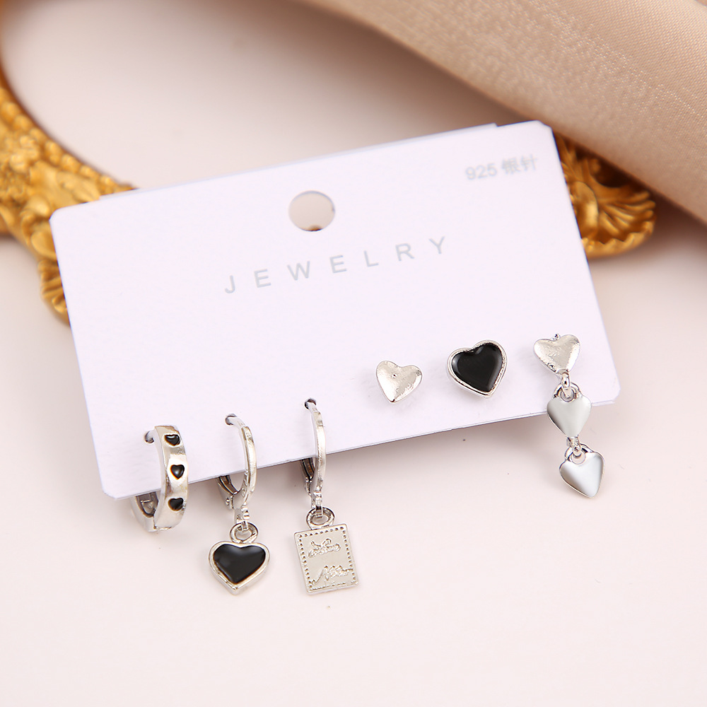 Sweet and cool style accessories, Instagram cold style heart ring six-piece set earrings, new personalized ear buckles, high-end feel details Picture
