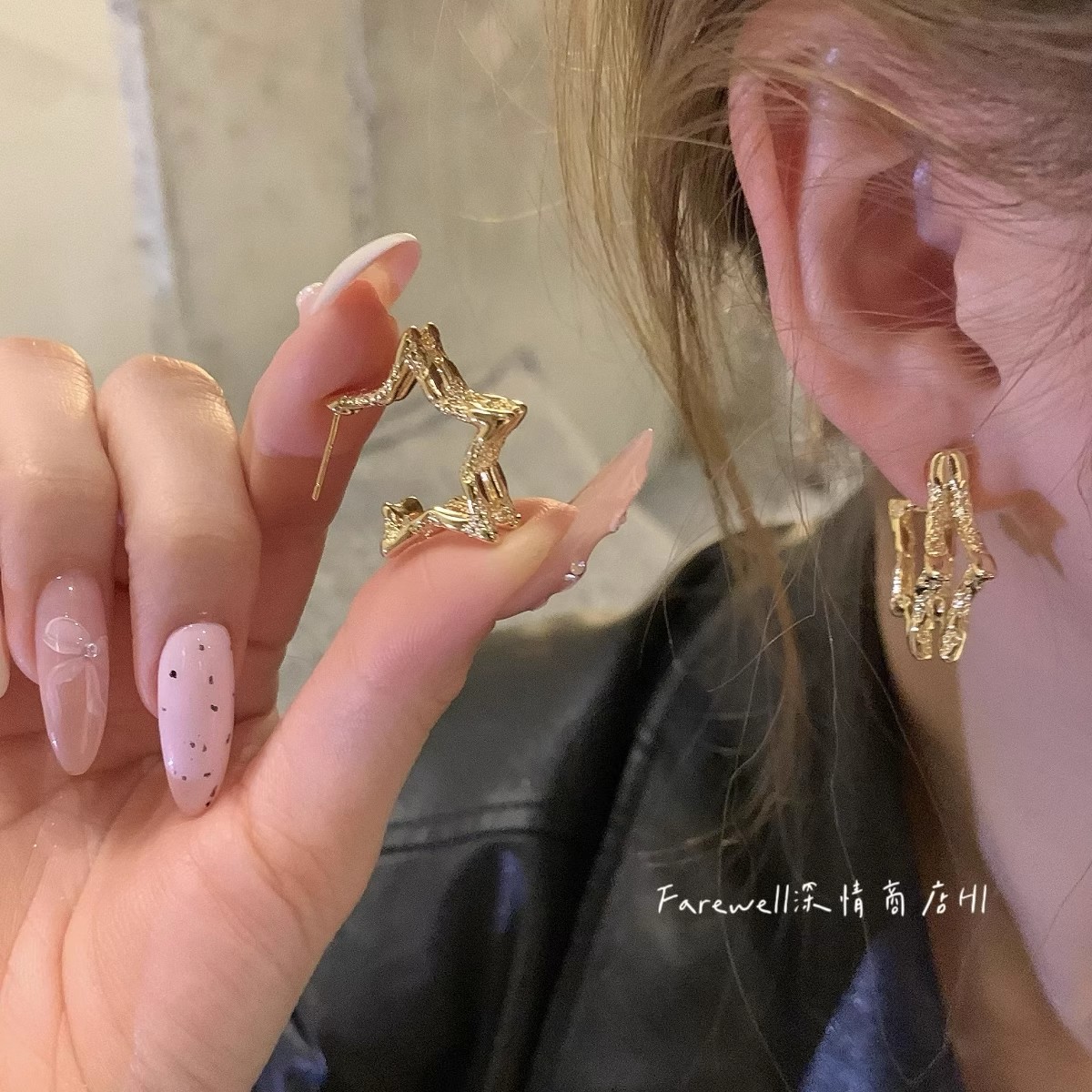 Super Flash Zircon Pearl Bag ear buckle 2025 New style elegant and high-end earrings Unique design Versatile earrings for women Specification drawing