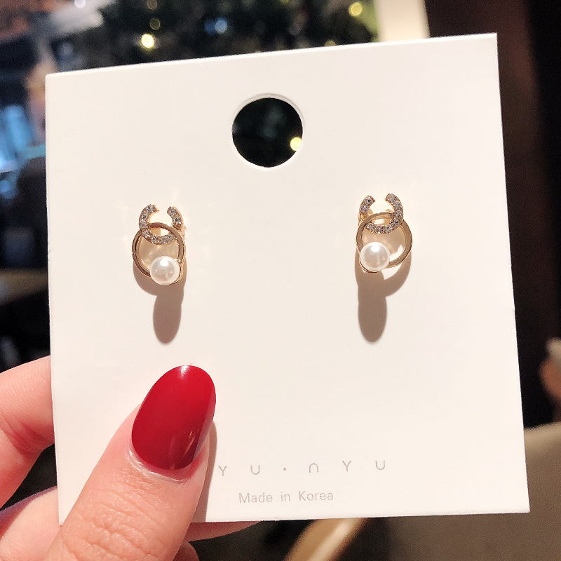 925 Silver Needle C-shaped pearl Mini Chanel style Women's short fashionable stud earrings Factory Direct Sale from Dongdaemun, South Korea details Picture
