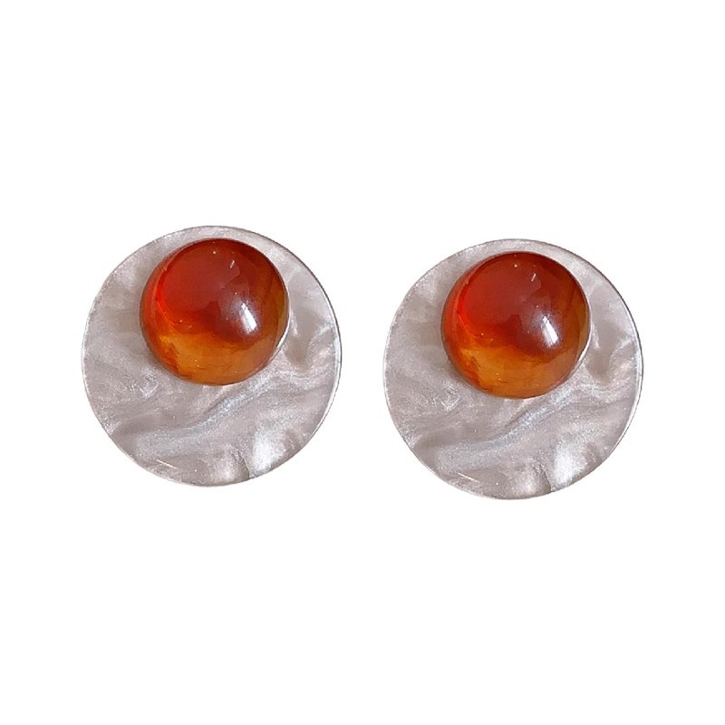 Hong Kong-style retro gray-brown round stud earrings for women, light luxury, fashionable and high-end look, niche design, simple earrings Item Picture