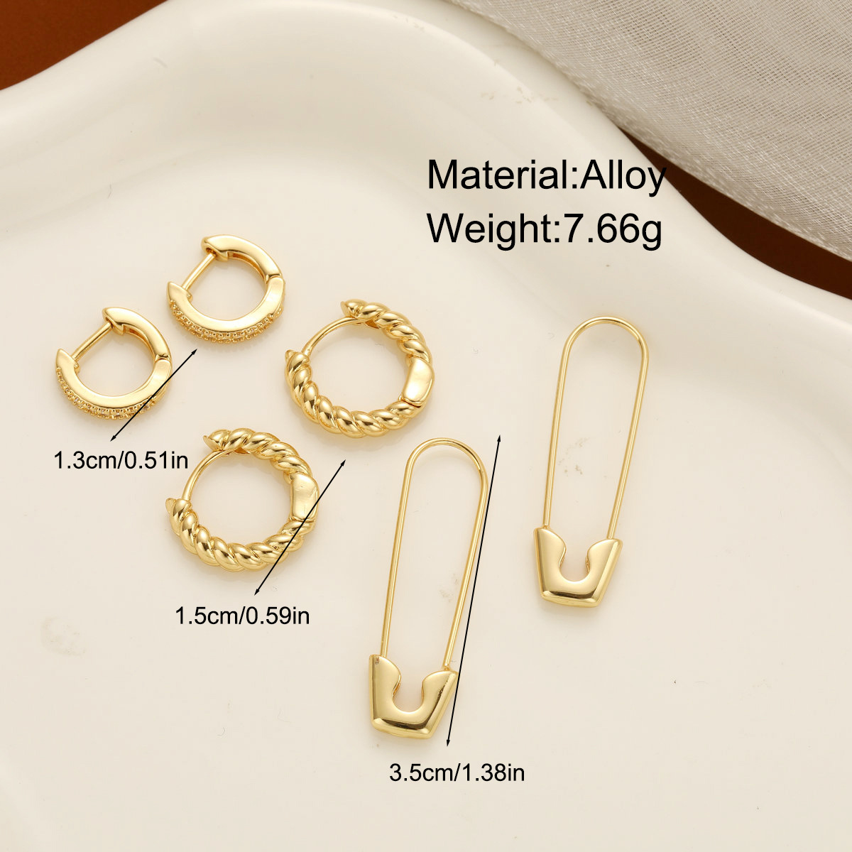 New cross-border twist spiral ear loops, high-end copper ear buckles, European and American pin earrings, simple earrings, 18K gold details Picture