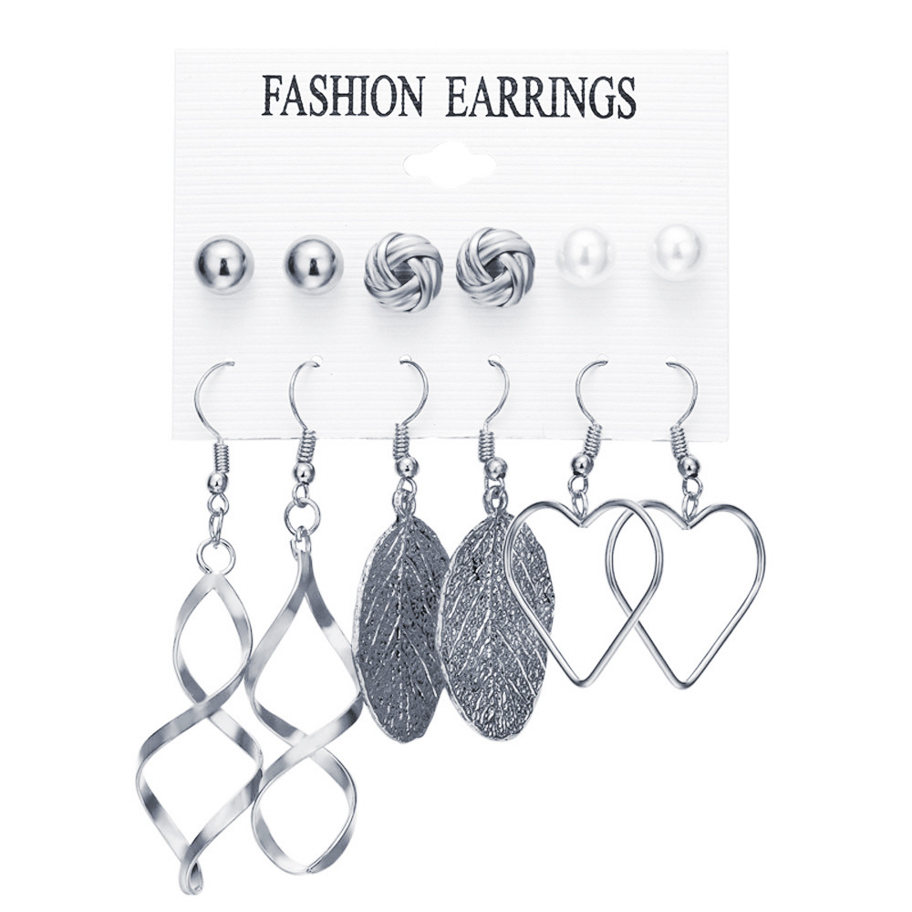 F1640 Hanzhishang European and American Cross-border Creative New Leaf Artificial Pearl Tassel Ear Stud 6-piece Set Earrings Application Scenario