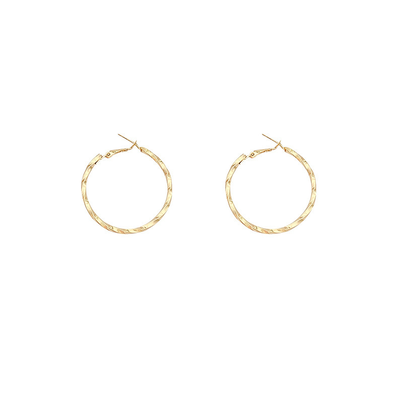 Hong Kong-style retro circular stud earrings, women's light luxury high-end fashion earrings, niche design, unique and versatile earrings Item Picture
