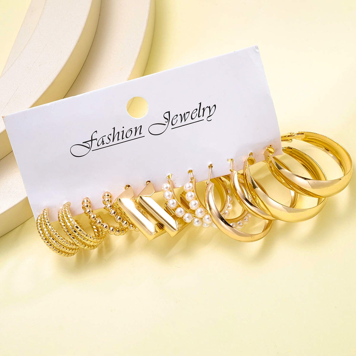 A new 6-piece set of high-end C-shaped geometric earrings with creative and fashionable golden twist earrings from Europe and America Specification drawing