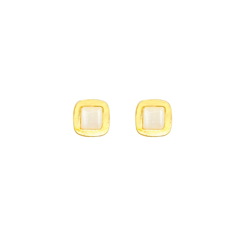 Small and exquisite best-selling cat's eye stone ear studs, simple and elegant for women's commuting, trendy and stylish earrings, versatile earrings Item Picture