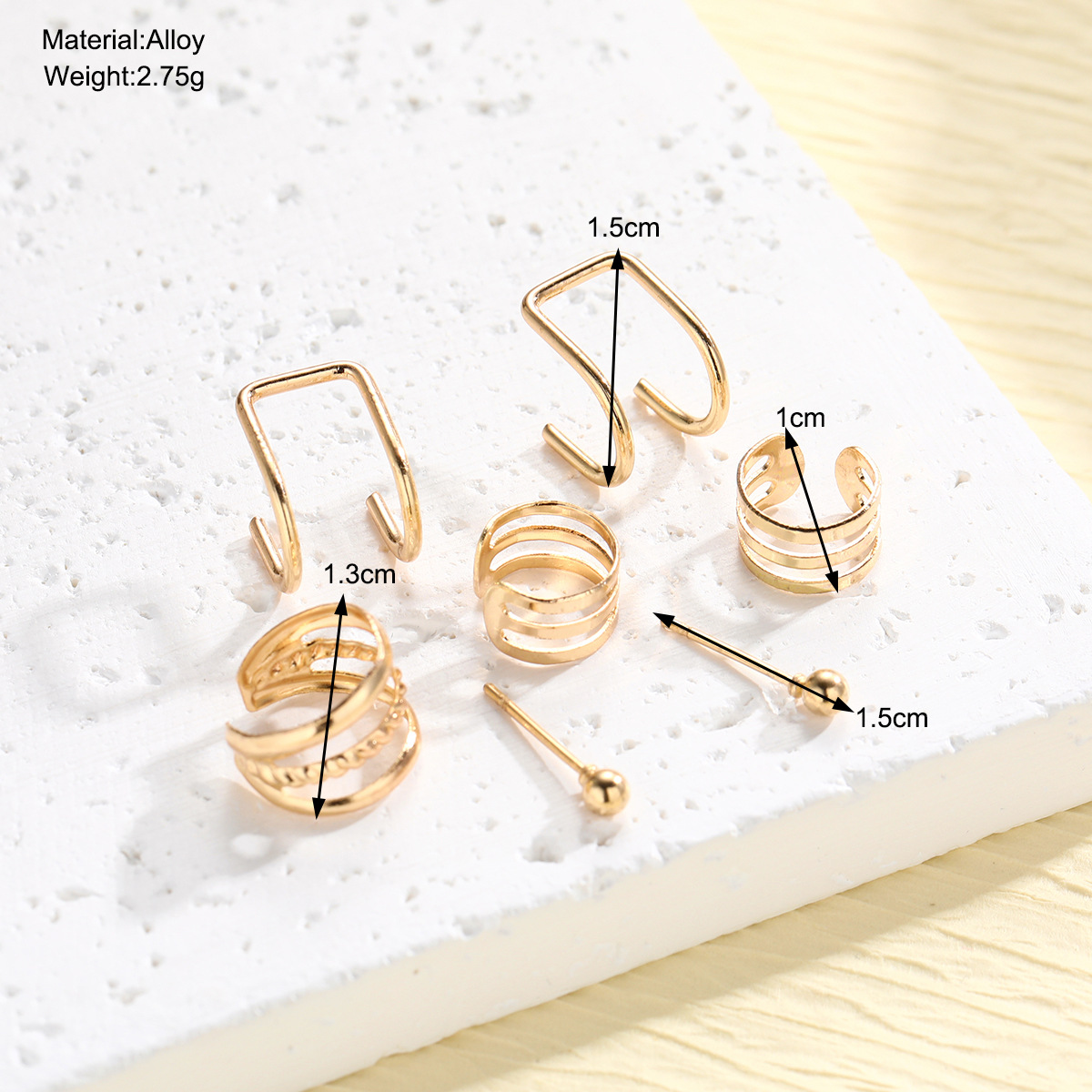 Cross-border retro European and American hollowed-out creative and simple multi-layer ear clip set, golden women's ear clip earrings 7-piece set details Picture