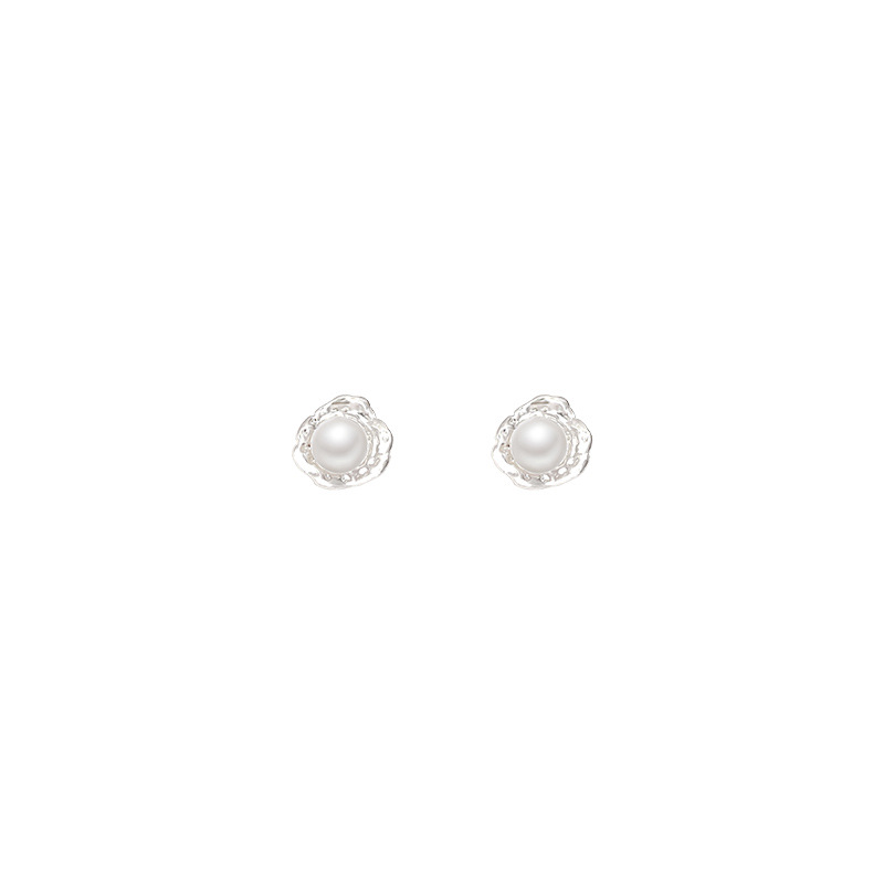 925 Silver Needle irregular pearl stud earrings, trendy and niche design sense earrings, fashionable, high-end, unique and individual earrings for women Item Picture
