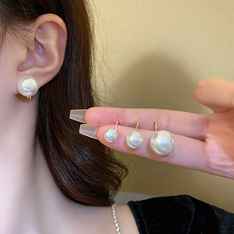 fever's same InS-style pearl stud earrings, women's ear piercings, mosquito repellent coil ear clips, unique earrings and earrings, exuding a sense of luxury details Picture