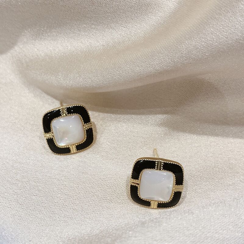 S925 Silver needle square versatile and elegant geometric earrings and earrings for women, new trendy and simple Korean fashion stud earrings details Picture