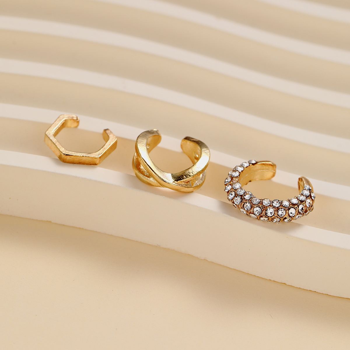 A 3-piece set of European and American fashion cross-border creative geometric high-end sense dot diamond geometric cross ear clips, personalized and simple earrings Specification drawing