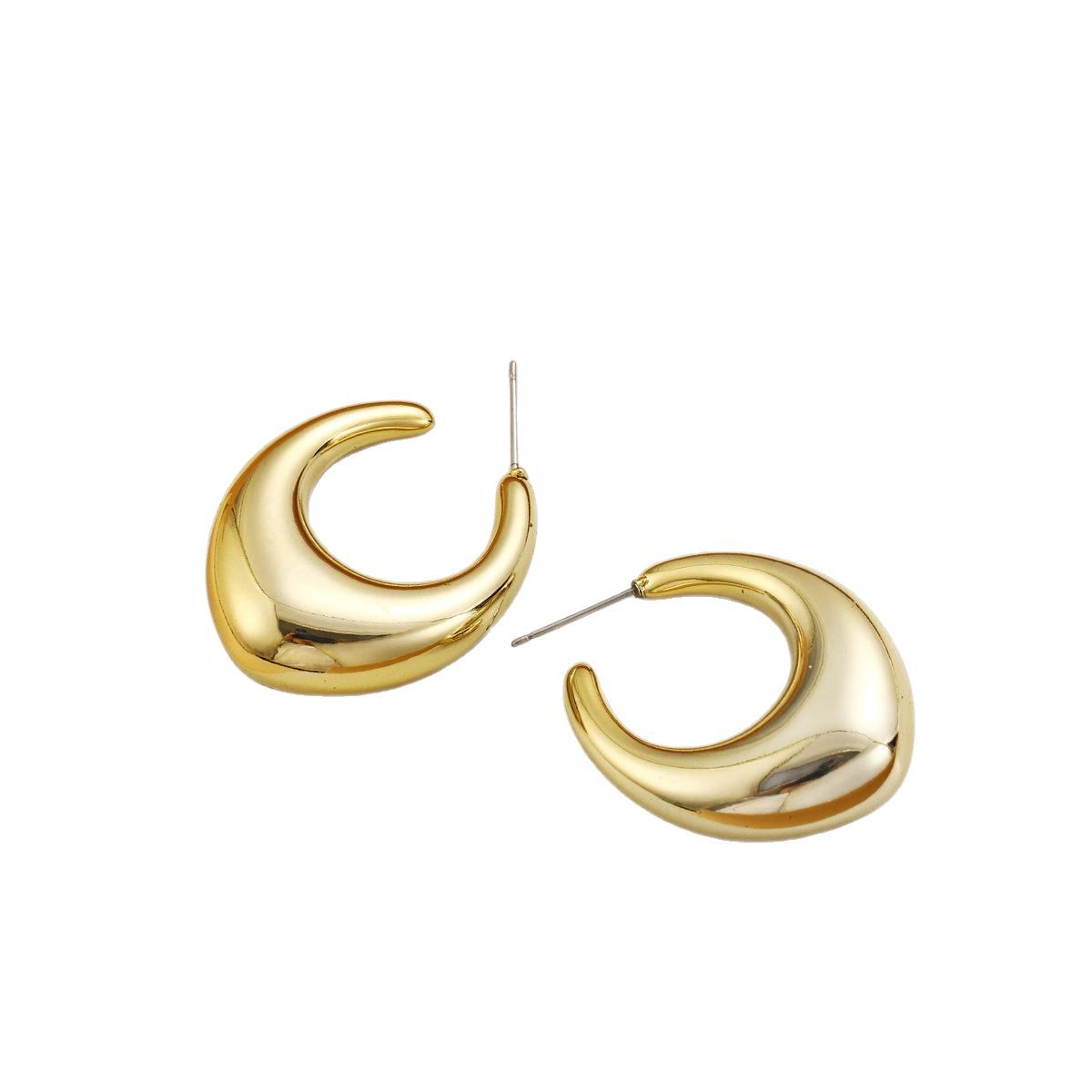 New cold style metal crescent half-ring earrings from Europe and America, creative and high-end C-shaped stud earring Item Picture