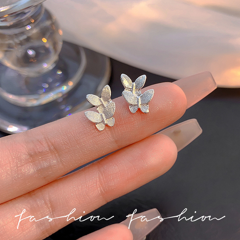 S925 Silver Needle Small butterfly Stud earrings for women, forest-style, ethereal and sweet earrings, trendy and simple design, stylish earrings full figure