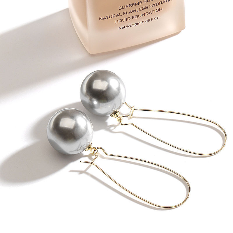 Long pearl earhook earrings from South Korea, a popular Internet celebrity, with a unique touch. Silver hook and sparkling diamond stud earrings, slimming U-shaped earrings for women Item Picture