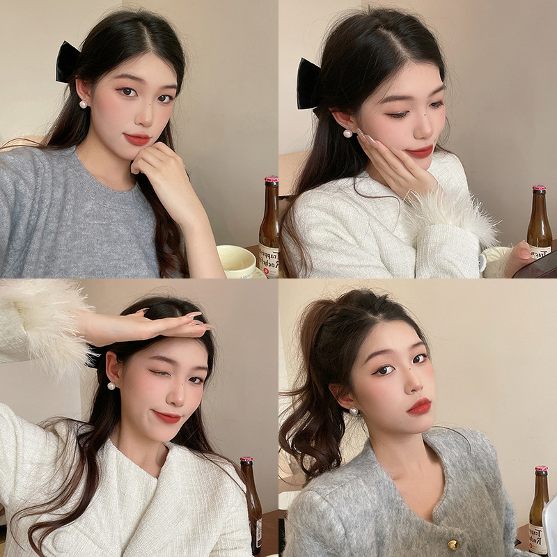 Elegant and fashionable choice: Pearl stud earrings, women's steamed bun pink light luxury fashion earrings, niche simple and elegant earrings Application Scenario
