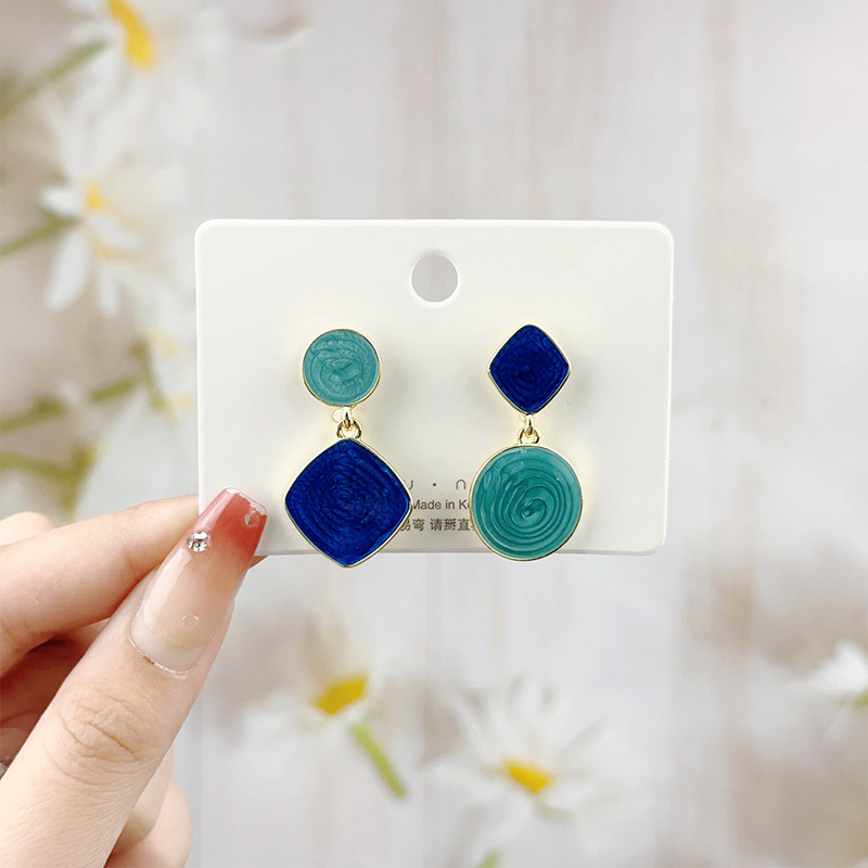 Silver needle personalized asymmetrical geometric color-blocking oil drop earrings, simple and versatile geometric stud earrings, elegant and stylish earrings details Picture