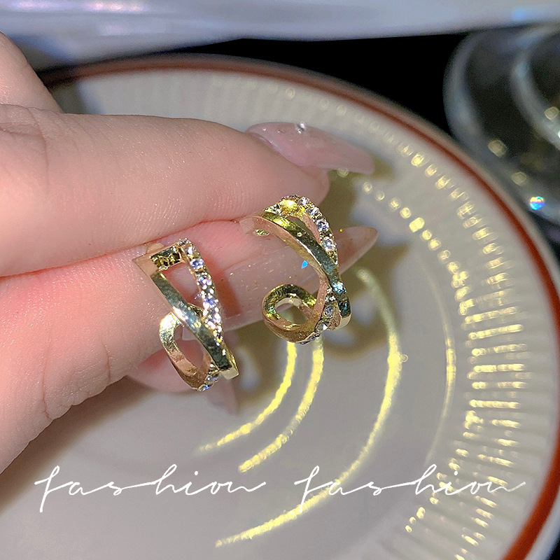 Cross-stud feminine texture light luxury earrings 2023 new trendy ins Korean version diamond-encrusted earrings wholesale full figure