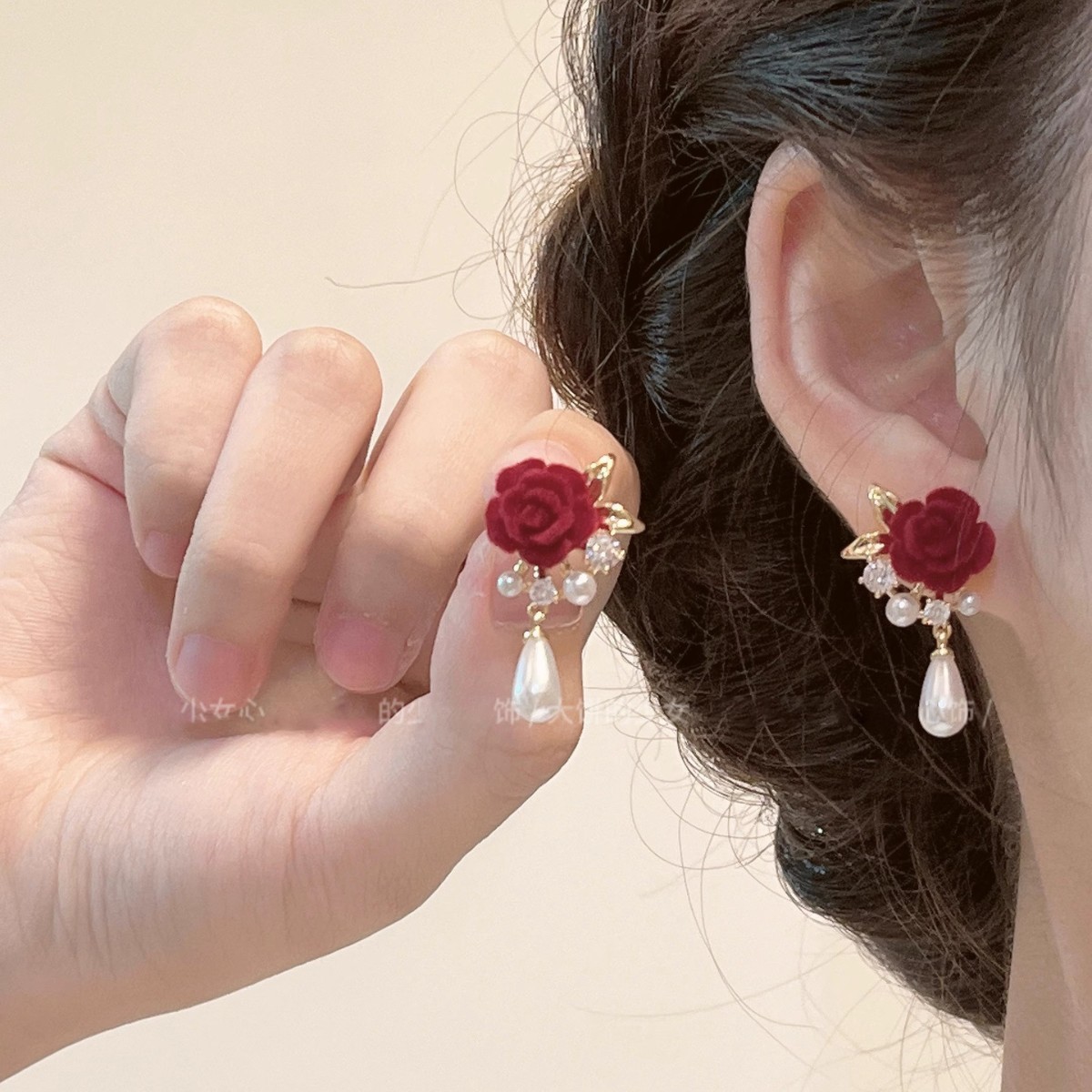 925 Silver Needle Rose French Retro velvet Flower Pearl Earrings, women's light luxury high-end, ethereal and exquisite earrings full figure
