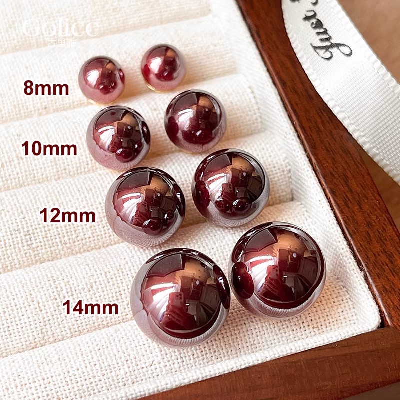 Light luxury and high-end, niche wine red pearl stud earrings for women, S925 silver needle French autumn and winter simple earrings full figure