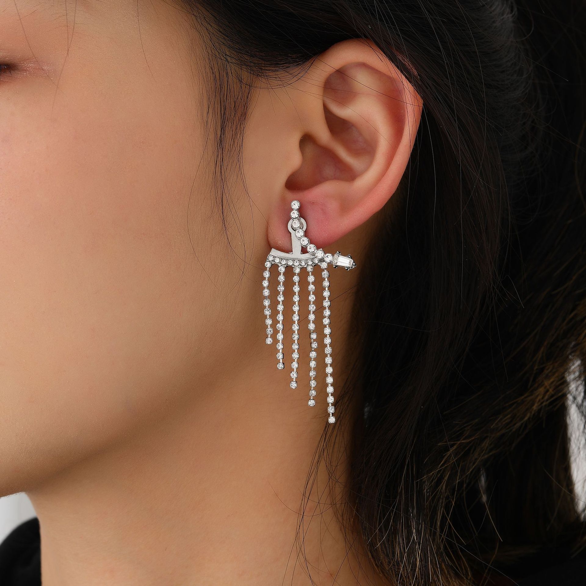 European and American cross-border best-selling ins-style luxurious and dazzling studded tassel elegant ladies' earrings earrings Specification drawing