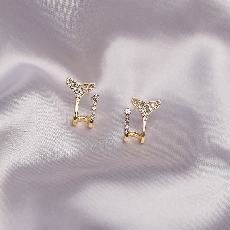 S925 Silver needle fishtail earrings exude a feminine charm and a goddess-like vibe. Round faces can make you look slimmer. A new style of Korean internet-famous earrings with a delicate fragrance Specification drawing