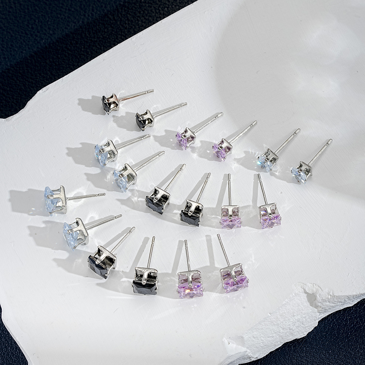 European and American cross-border style, simple and elegant, 3-pair set of four-prong water diamond stud earrings, super flash zircon set, small stud earrings Application Scenario