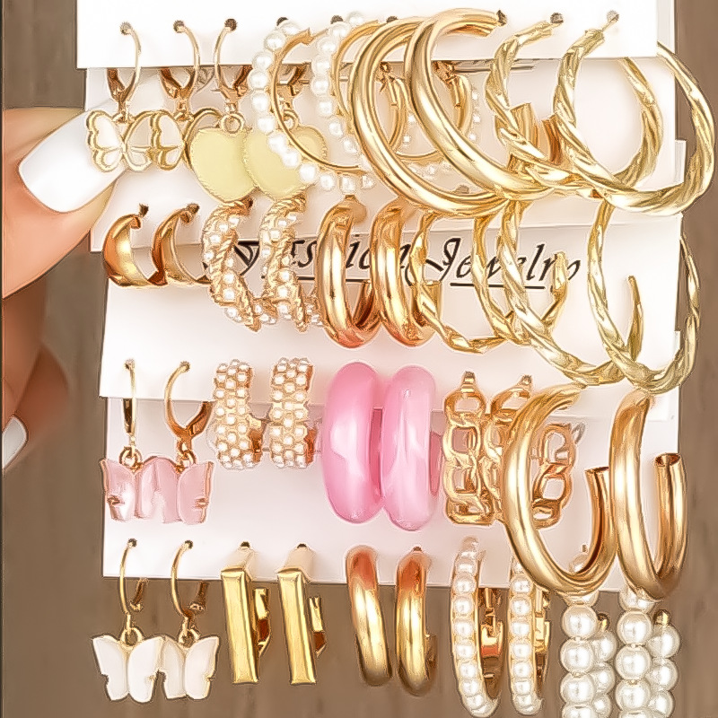 A 20-piece set of creative geometric alloy women's earrings featuring a heart-shaped butterfly imitation pearl resin and popular cross-border sales from Europe and America full figure