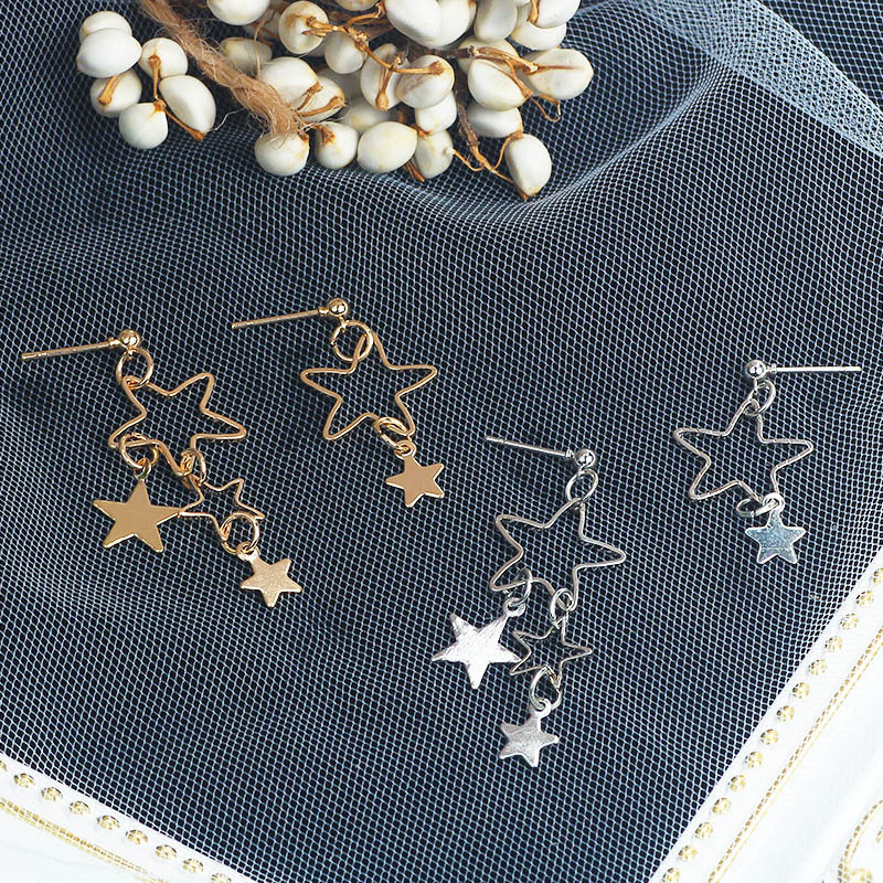 Korean-style fresh and delicate geometric hollowed-out asymmetrical star stud earrings, personalized hollowed-out star tassel long earrings for women full figure