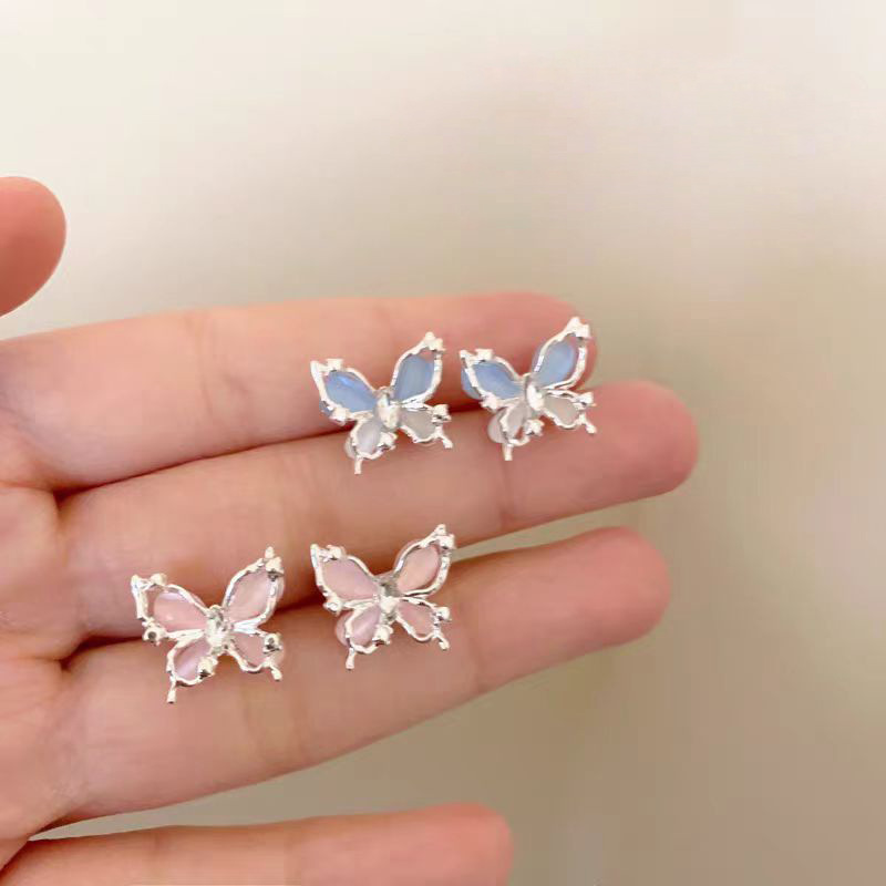 Super fairy butterfly cat's eye stone ear studs, women's light luxury, exquisite, niche and high-end earrings, 925 silver needle sweet earrings Application Scenario