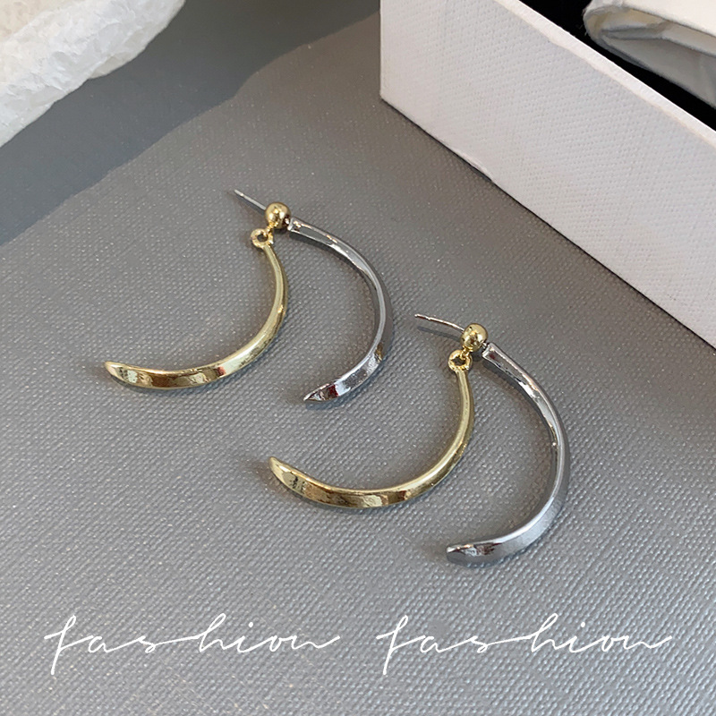 Detachable crossed fishtail line earrings, an Instagram niche, simple and cold style earpiece, a cross-border bestseller from Europe and America Application Scenario