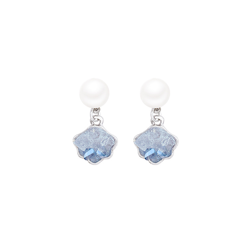 Unique and niche design, light luxury and high-end ice crystal earrings, women's summer 2025 new bestseller, elegant earrings and stud earrings Item Picture