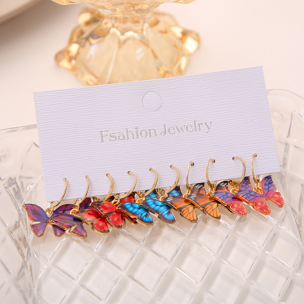 Wholesale of 5-piece new oil-dripping colored butterfly earrings set for foreign trade, European and American creative retro butterfly earrings Application Scenario