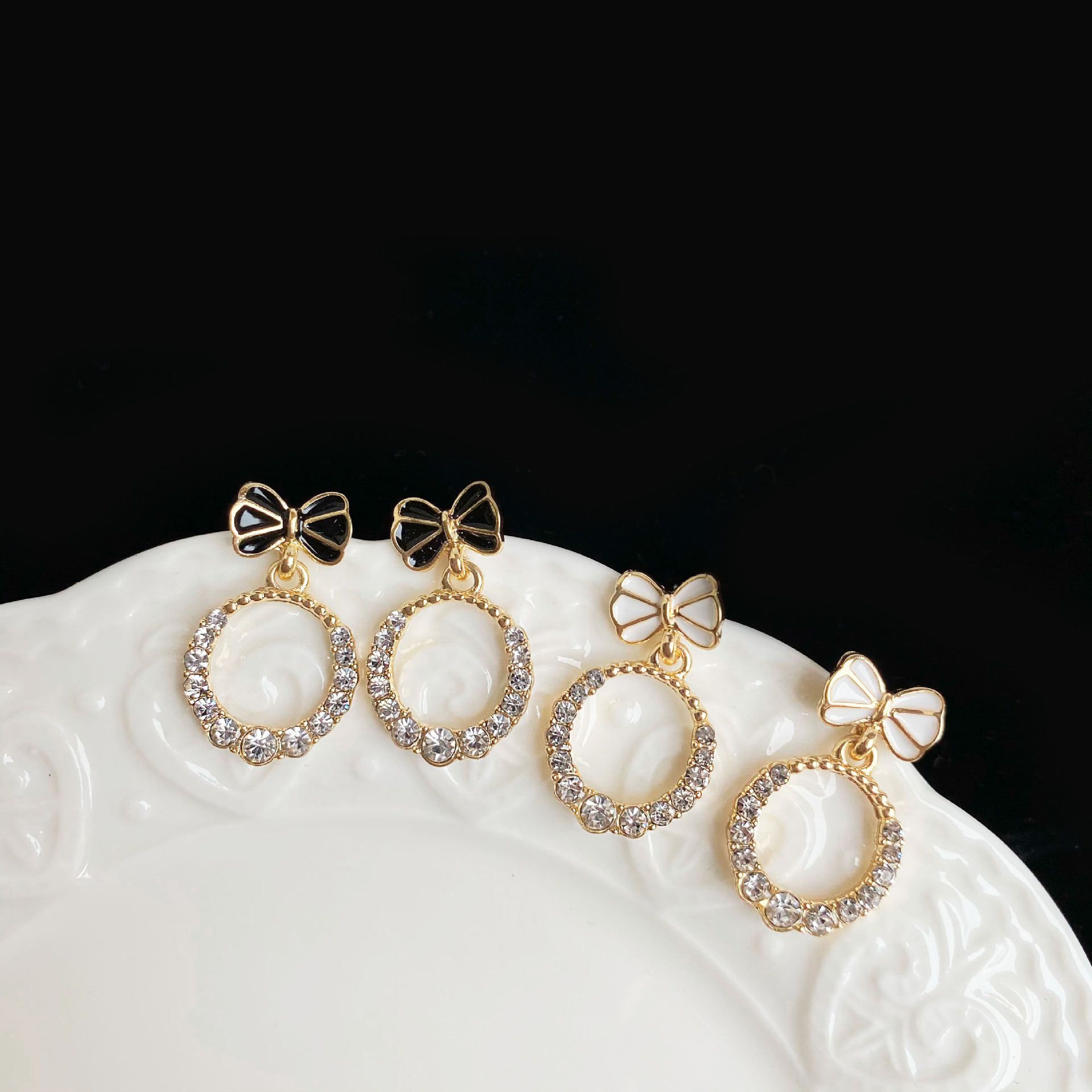 S925 Silver needle new trendy bow diamond-encrusted circle earrings for women, Korean, fresh and fashionable, versatile, elegant and simple full figure