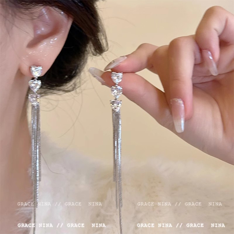 Zircon heart-shaped tassel earrings 2024 New bestseller, unique stud earrings, women's light luxury, niche and high-end earrings wholesale Specification drawing