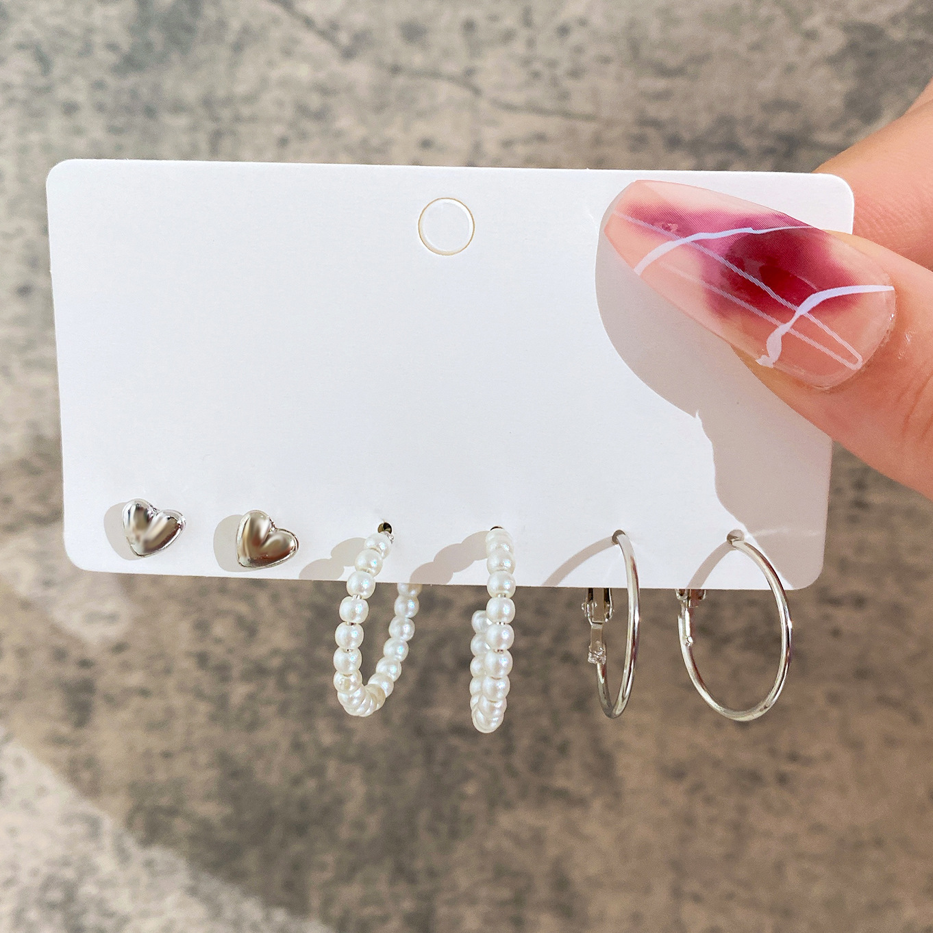 European and American cross-border simple alloy silver 3-pair earrings, heart-shaped stud earrings, creative geometric ear rings, and pearl imitation earrings full figure