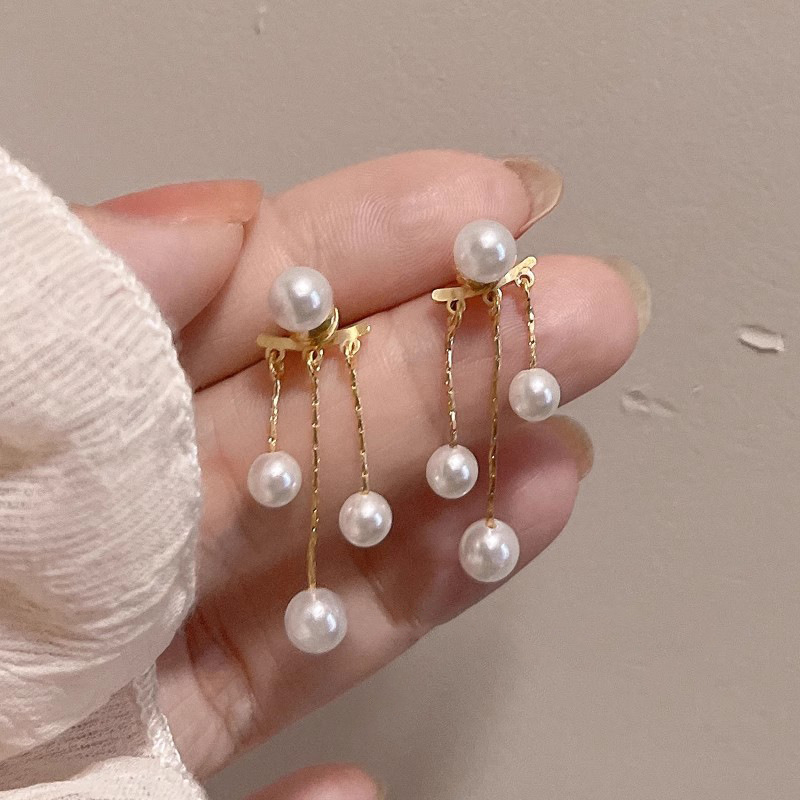 Tassel pearl earrings for women, French light luxury style, niche design, high-end feel, new 2025 best-selling stud earrings details Picture