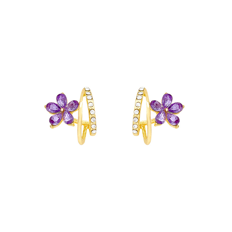 Douyin's best-selling purple zircon flower earrings exude a feminine charm and a sense of sophistication. The silver needle stud earrings are exquisite and versatile Item Picture