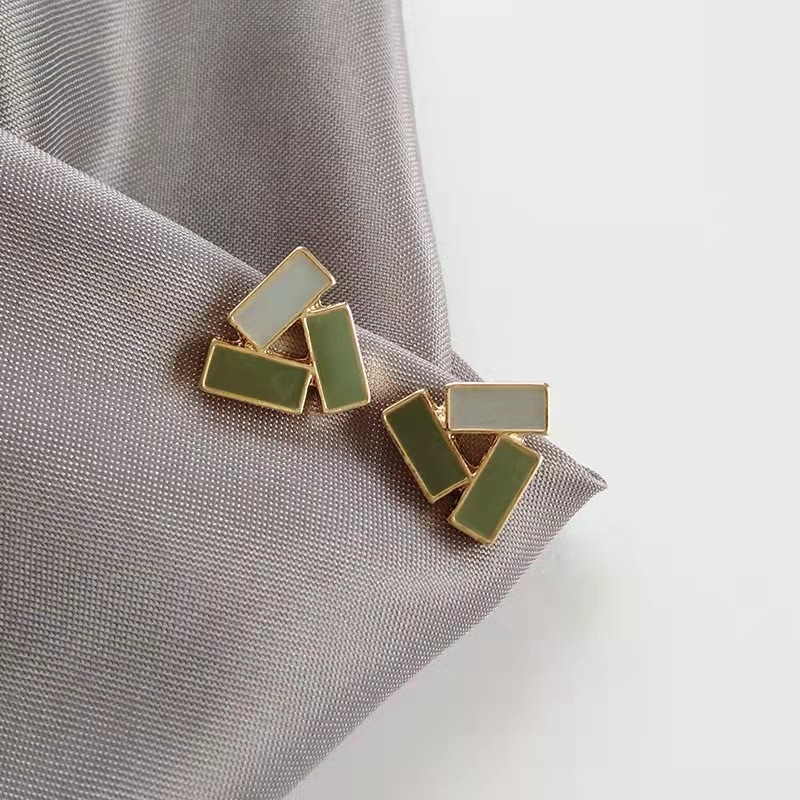 S925 Silver Needle Korean new color contrast geometric triangle retro stud earrings, new trendy, simple and versatile earrings, retro style details Picture