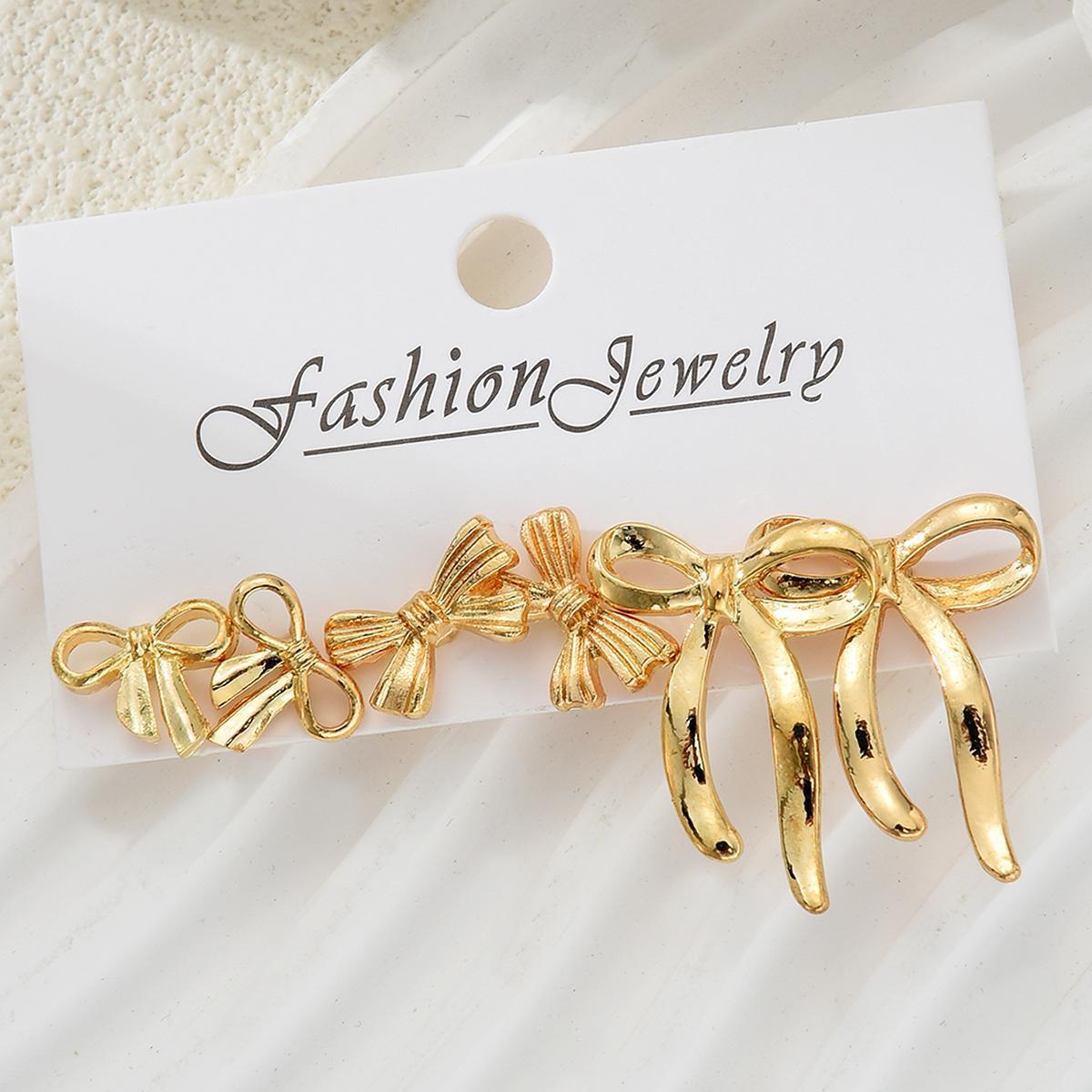 Cross-border European and American high-end alloy bow earrings, simple and elegant, ins style earrings, unique stud earrings set of 3 pieces Application Scenario
