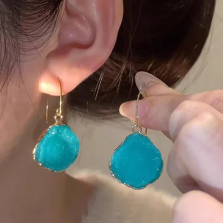 Blue Tears Summer Fresh and Fashionable Irregular gemstone Imitation pendant Ear Hook Earrings, niche design earrings 2025 full figure