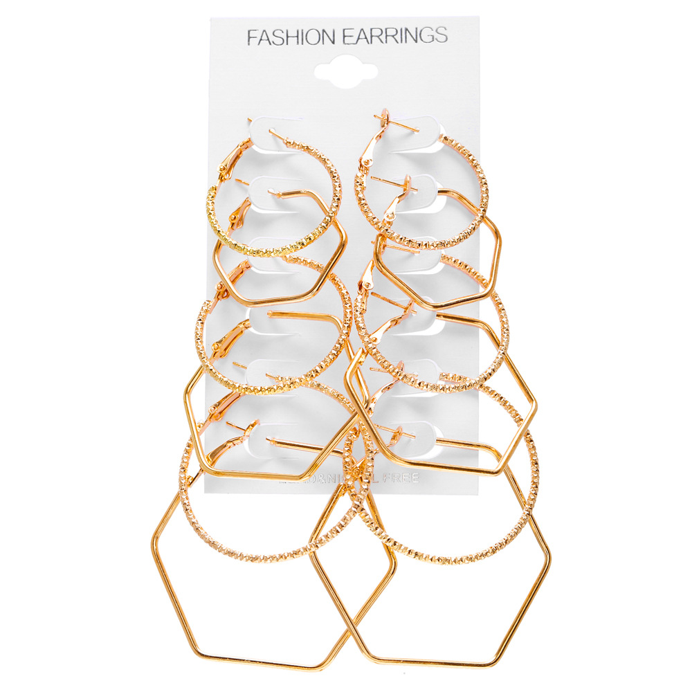 A new cross-border European and American rock exaggerated ear ring geometric polygonal 6-piece set of stud earrings and a personalized earring combination Application Scenario