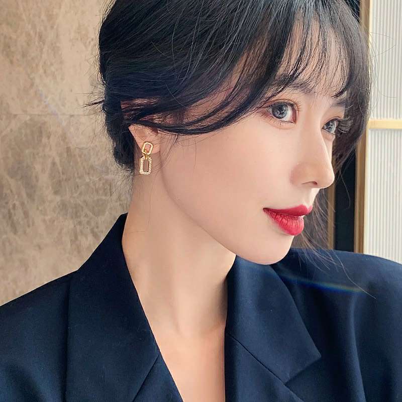 925 Silver Needle Korean unique and trendy design diamond-encrusted geometric earrings, trendy and stylish earrings, retro earrings for women Specification drawing
