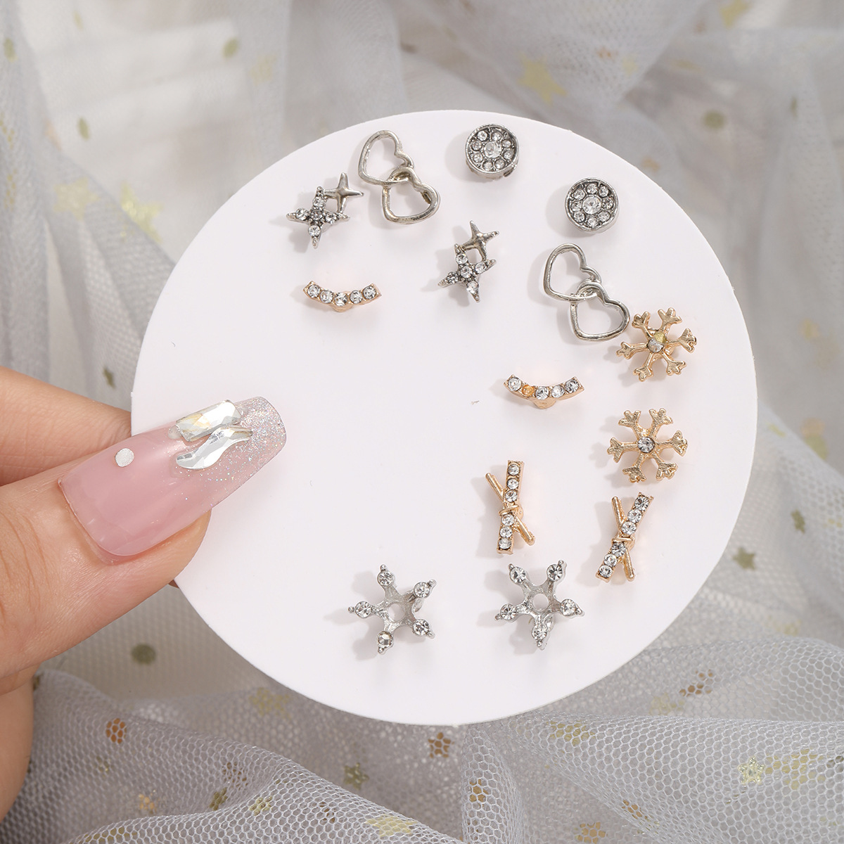 Cross-border cute and fresh ins style heart-shaped snowflake fashionable and individual temperament earring set details Picture