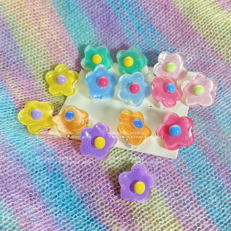 Summer graffiti colorful flower ear clips for women without ear piercings 2025 New bestseller, high-end and elegant sweet earrings details Picture