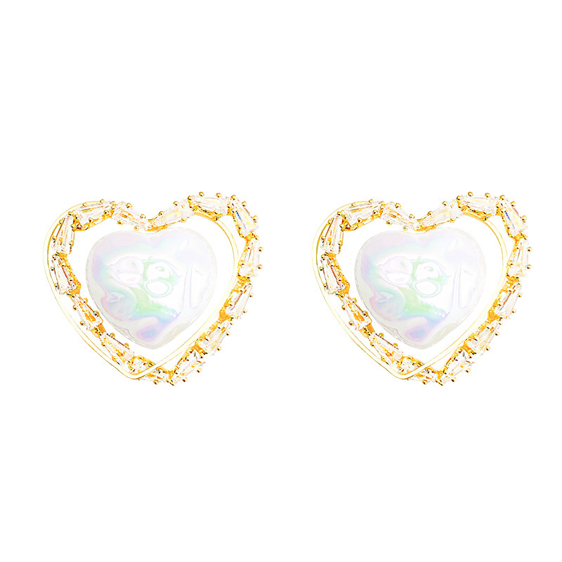 Earrings 2023 New trendy pearl earrings for women, a light luxury, niche and high-end heart-shaped stud accessory Item Picture
